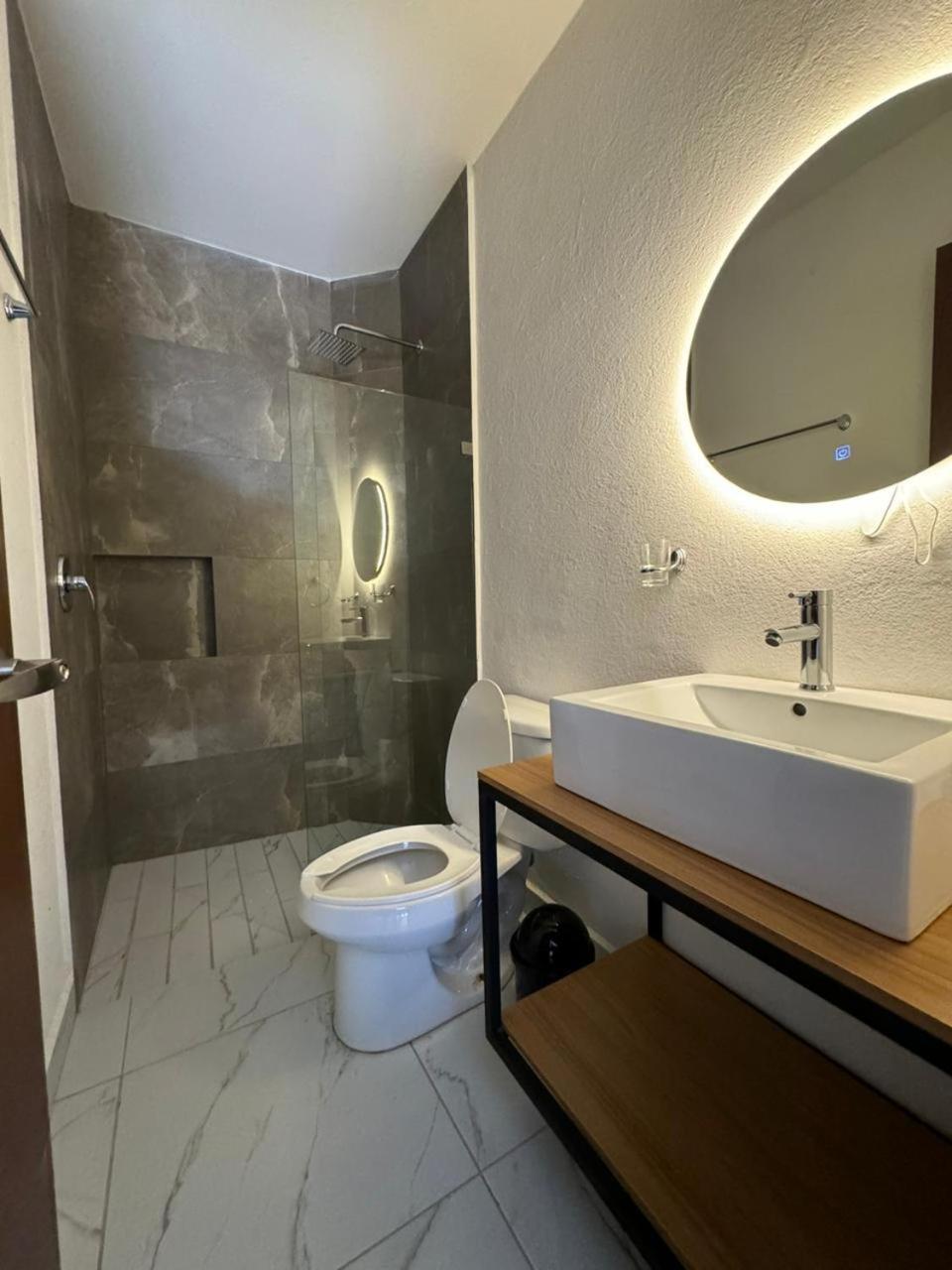 גואדלחארה Vidrio Suites Col Americana מראה חיצוני תמונה